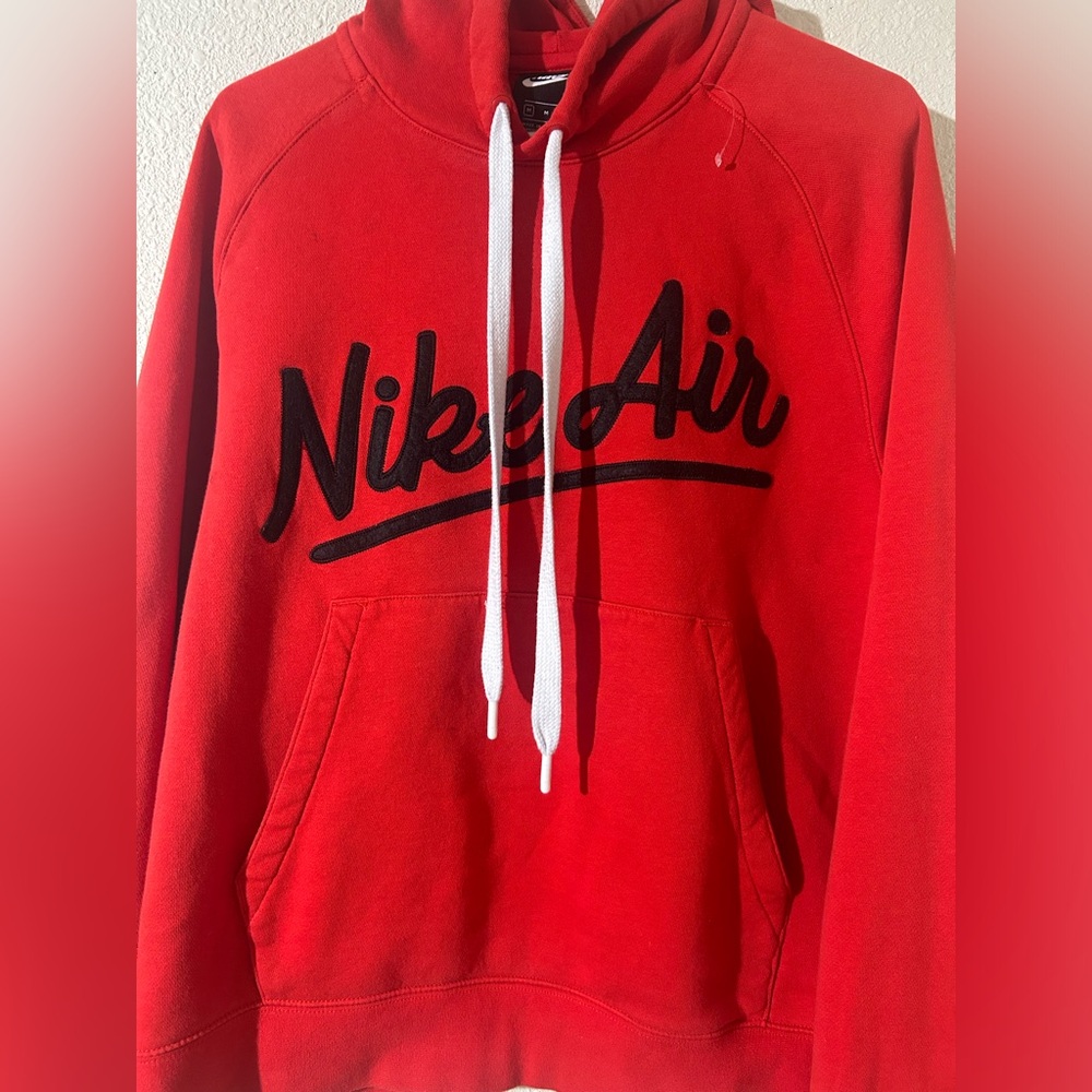 Red Nike Air Hoodie Men’s Medium embroidered